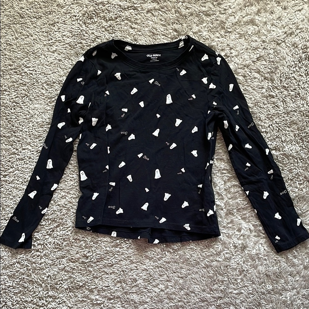 👶🏻5/$10👶🏻Old Navy Black Shirt with White Ghost Pattern